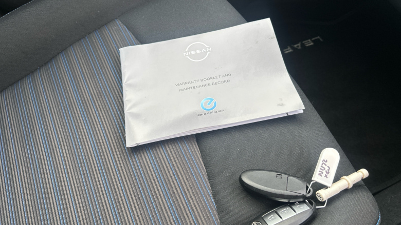 Nissan LEAF 110kW Acenta 39kWh 5dr Auto Electric Hatchback